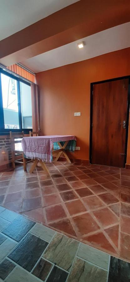 Looniva Guest House Lalitpur Eksteriør bilde